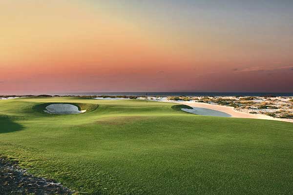 Golf in The Middle East – A Photo Guide to Golf in The UAE