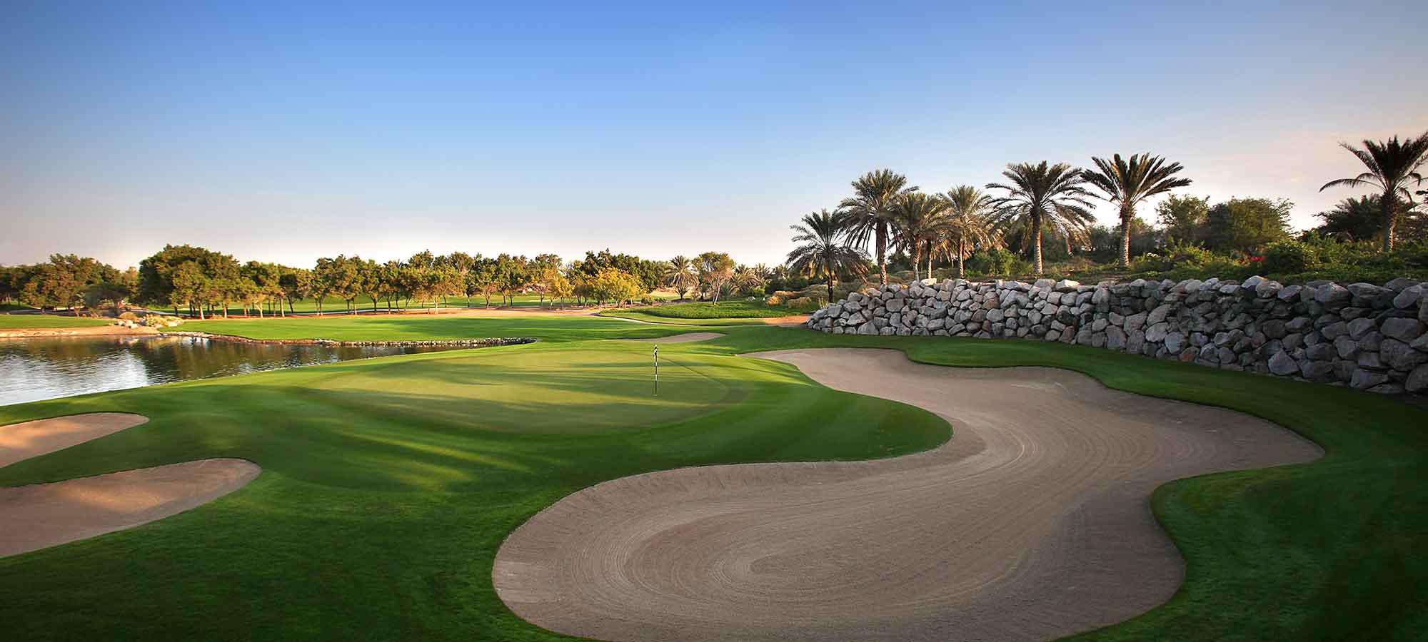 6 Reasons to Visit Abu Dhabi for a Golf Holiday